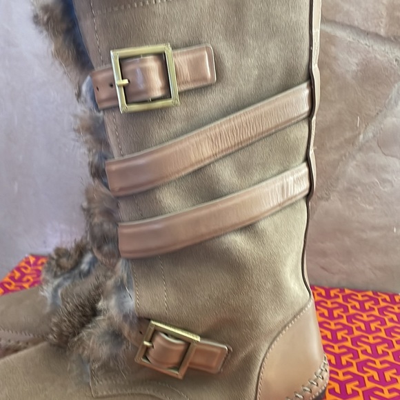 New In Box No Longer Available Tory Burch Fur Jaden Boots 8 - Picture 2 of 15